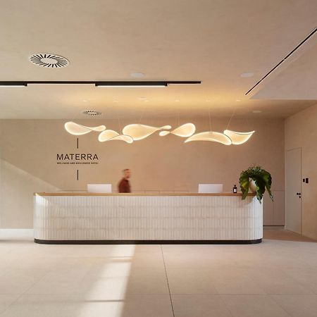 Hotel Materra Osijek Exterior foto