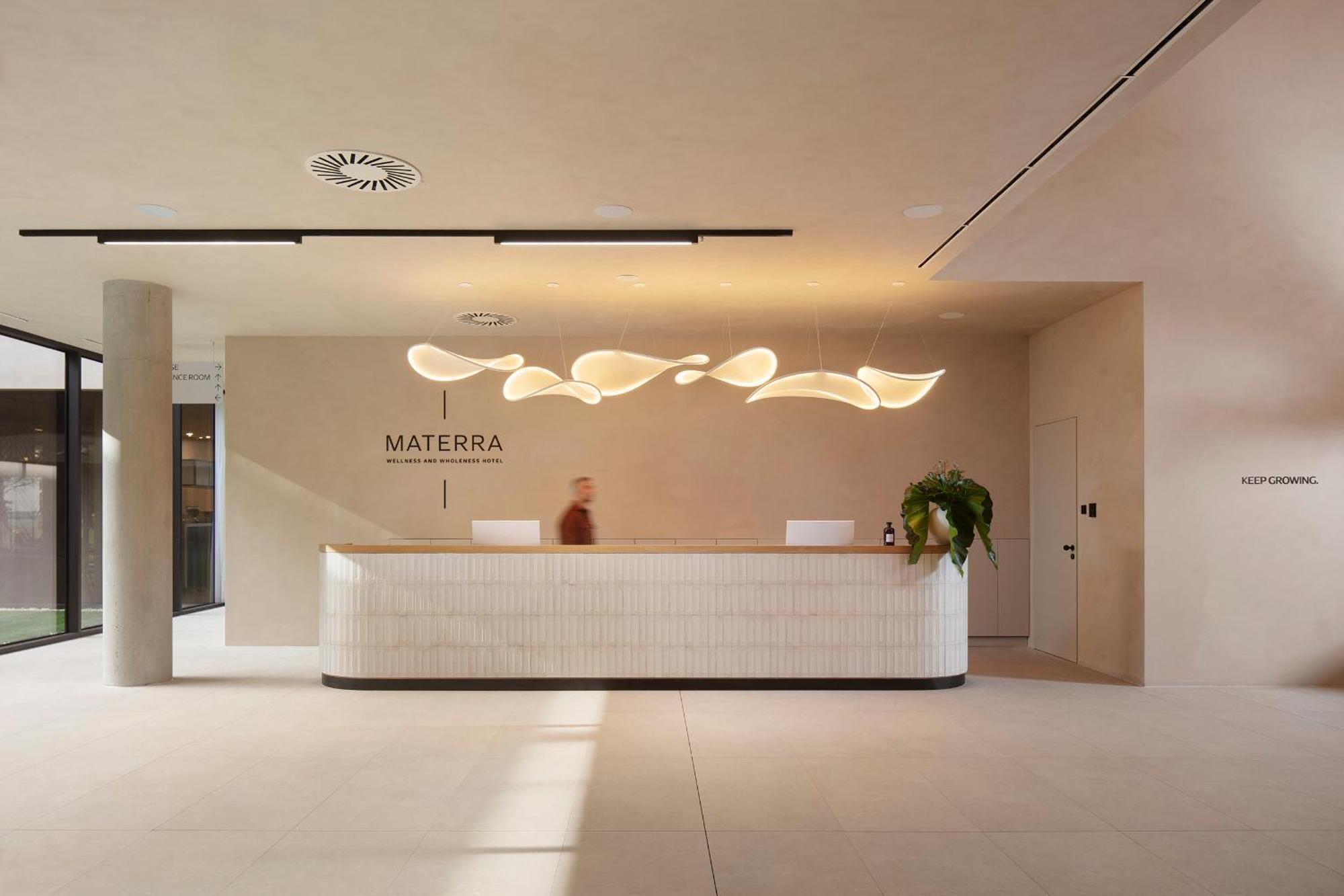 Hotel Materra Osijek Exterior foto